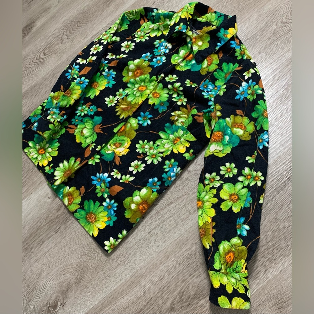 💖 Vintage Handmade Floral Long Sleeve Shirt - Picture 4 of 4